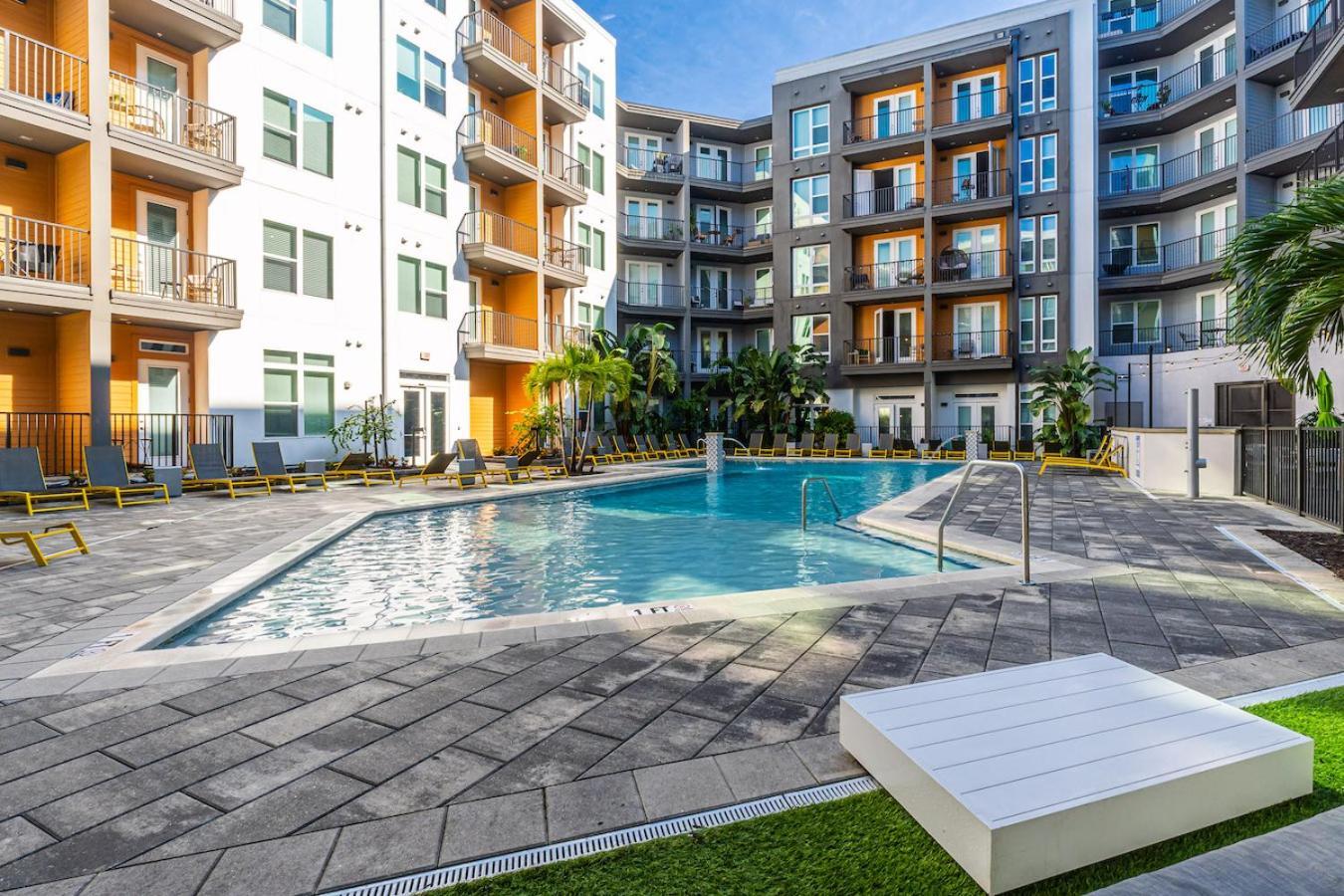 セント・ピーターズバーグTropical Field 1 Bed In Downtown With Free Parkingアパートメント エクステリア 写真