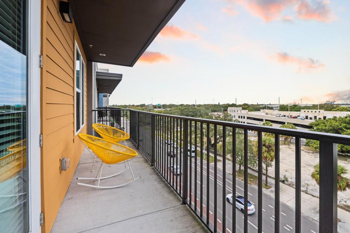 セント・ピーターズバーグTropical Field 1 Bed In Downtown With Free Parkingアパートメント エクステリア 写真